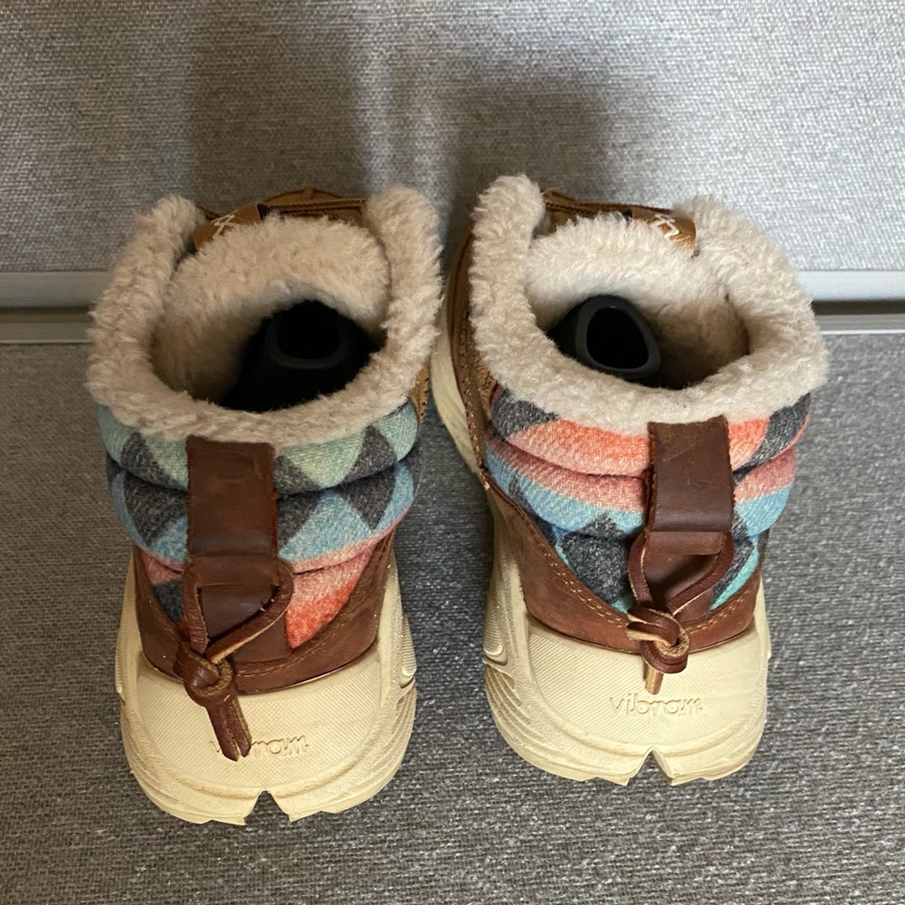 UGG Mens Boots Hiking Trainer Shoes - Picture 5 of 7